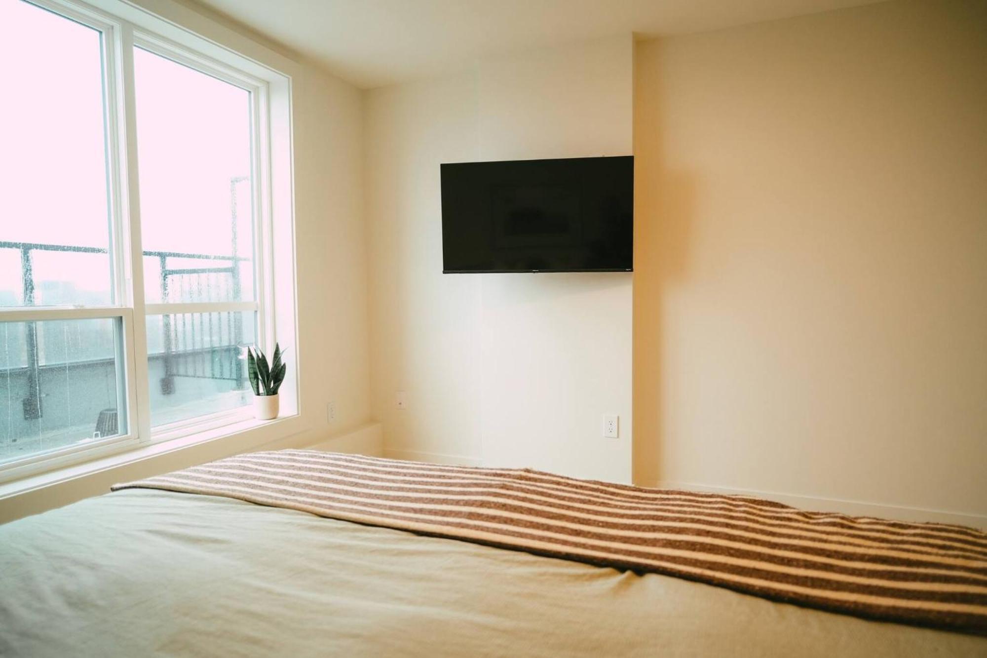 Chic Cozy Retreat - 2Br - Stunning North End Views Apartment Halifax Exterior photo