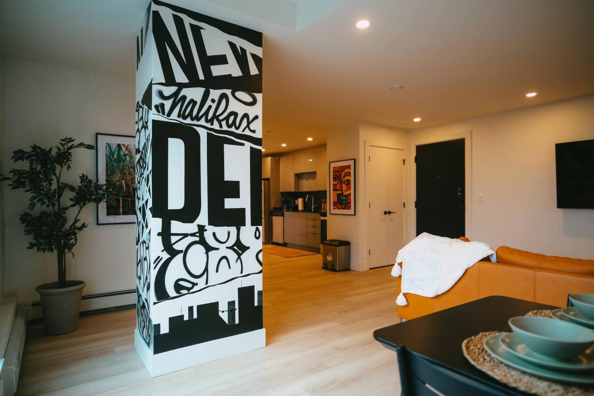 Chic Cozy Retreat - 2Br - Stunning North End Views Apartment Halifax Exterior photo