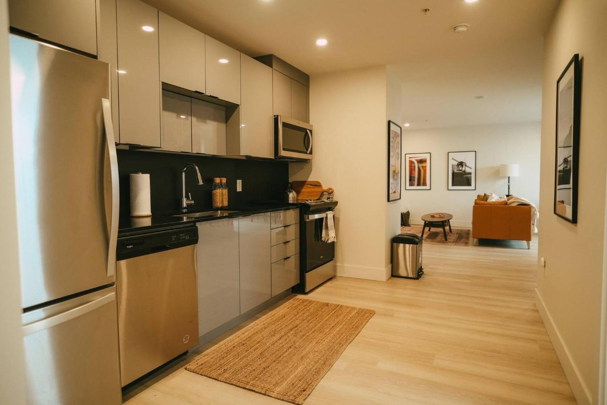 Chic Cozy Retreat - 2Br - Stunning North End Views Apartment Halifax Exterior photo